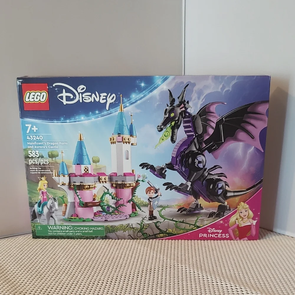 Lego 43240 Maleficent's Dragon Form and Aurora's Castle Disney Building Toy Set